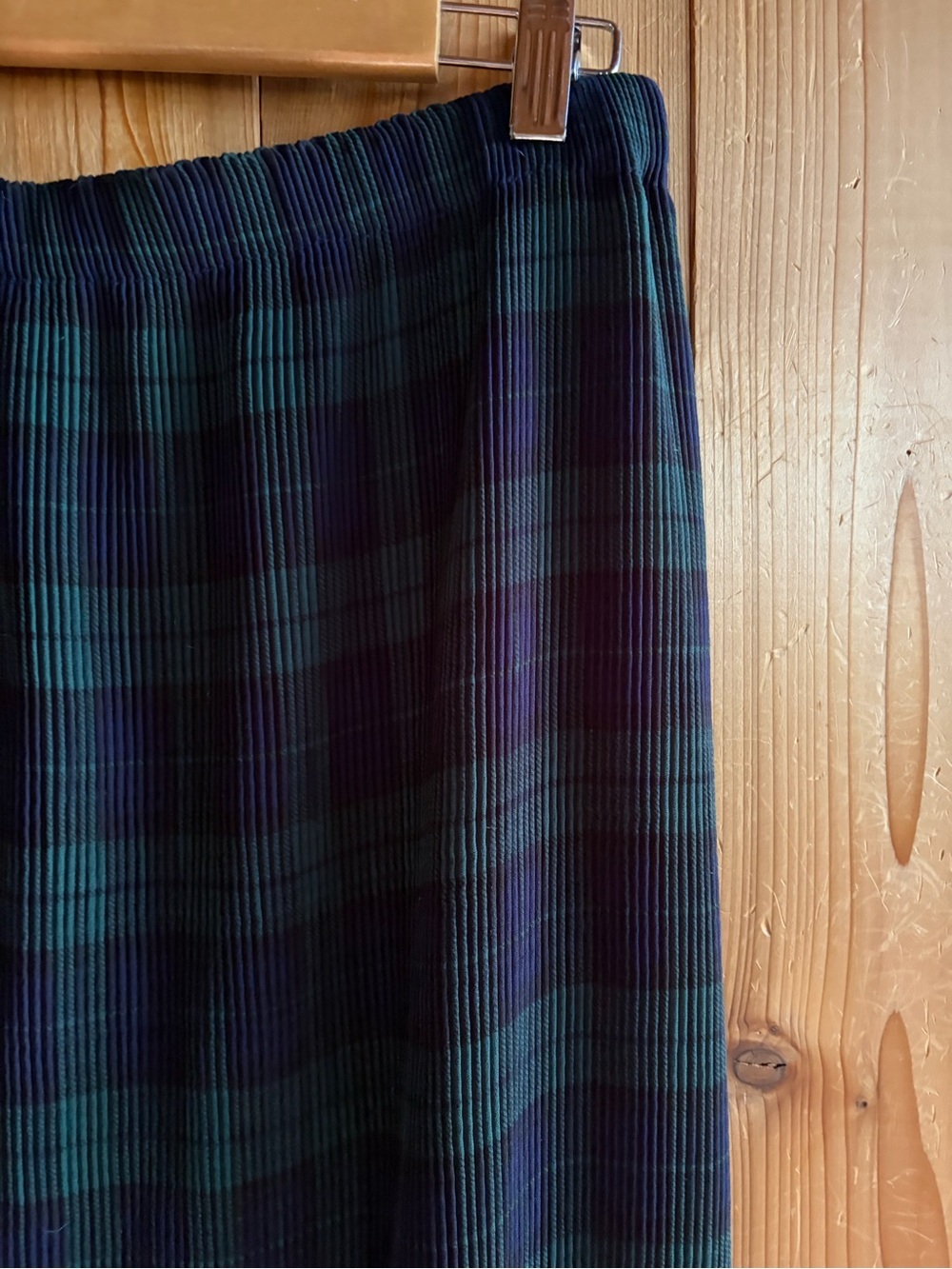 VINTAGE 90s Plaid Plisse Maxi Skirt - Picture 2 of 4